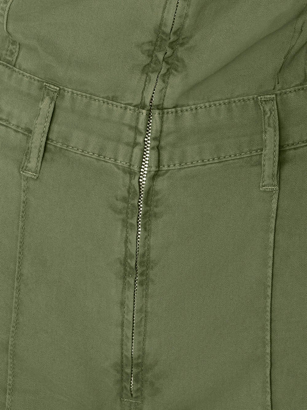 jumpsuit zipper detail view
